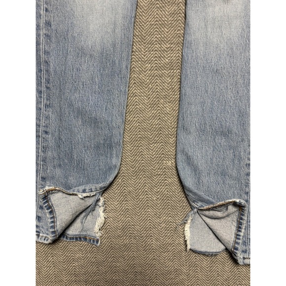 Levi's 501 Jeans Womens Size 28x32 Light Wash Button Fly Distressed Denim - Picture 3 of 9